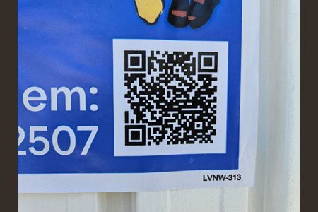 Casa à venda com 180m², 3 quartos e 2 vagasFachada