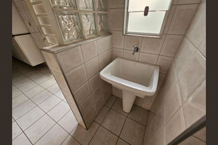 Casa à venda com 180m², 3 quartos e 2 vagasÁrea de Serviço