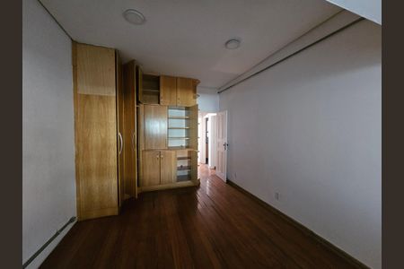 Casa à venda com 180m², 3 quartos e 2 vagasQuarto 1
