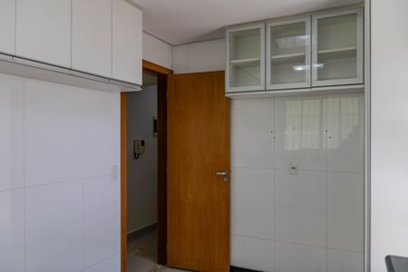 Casa à venda com 220m², 4 quartos e 5 vagasCozinha