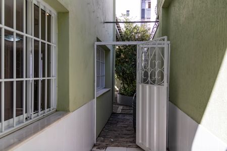 Casa à venda com 220m², 4 quartos e 5 vagasÁrea externa