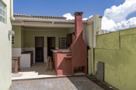 Casa à venda com 220m², 4 quartos e 5 vagasEspaço Gourmet