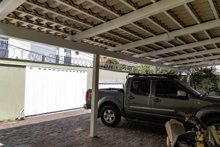 Casa à venda com 220m², 4 quartos e 5 vagasGaragem