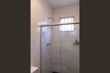 Casa à venda com 220m², 4 quartos e 5 vagasBanheiro da Suíte 2