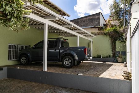 Casa à venda com 220m², 4 quartos e 5 vagasGaragem