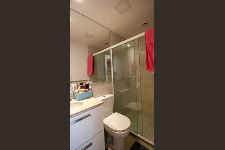 Apartamento à venda com 70m², 2 quartos e 1 vaga Apartamento à venda com 70m², 2 quartos e 1 vagaBanheiro da Suíte