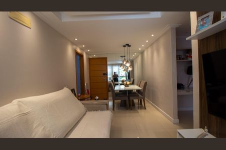 Apartamento à venda com 70m², 2 quartos e 1 vaga Apartamento à venda com 70m², 2 quartos e 1 vagaSala