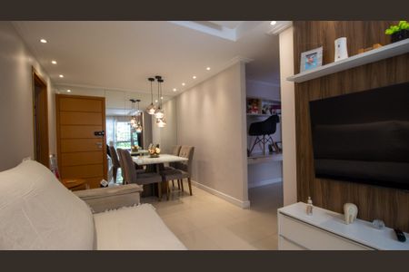 Apartamento à venda com 70m², 2 quartos e 1 vaga Apartamento à venda com 70m², 2 quartos e 1 vagaSala