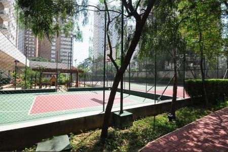 Apartamento à venda com 281m², 4 quartos e 4 vagas