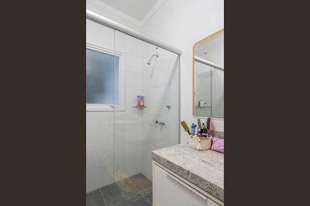 Casa de condomínio à venda com 196m², 3 quartos e 4 vagas Casa de condomínio à venda com 196m², 3 quartos e 4 vagasBanheiro da Suíte