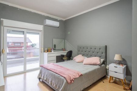 Casa de condomínio à venda com 196m², 3 quartos e 4 vagas Casa de condomínio à venda com 196m², 3 quartos e 4 vagasQuarto 1