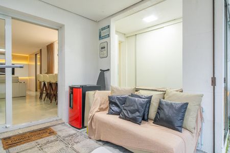 Casa de condomínio à venda com 196m², 3 quartos e 4 vagas Casa de condomínio à venda com 196m², 3 quartos e 4 vagasChurrasqueira