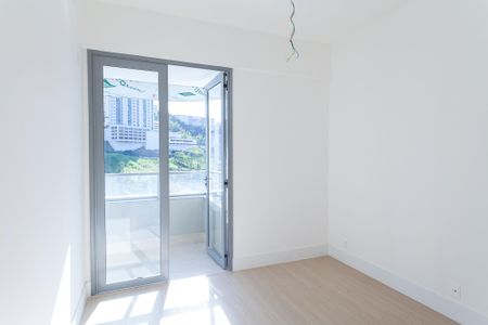 Apartamento à venda com 188m², 4 quartos e 4 vagassuite 2