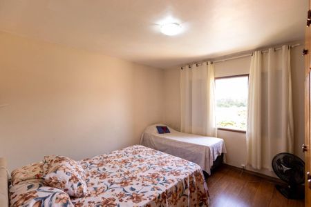 Casa à venda com 396m², 3 quartos e 2 vagasQuarto 1