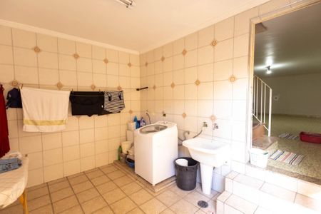 Casa à venda com 396m², 3 quartos e 2 vagasÁrea de Serviço