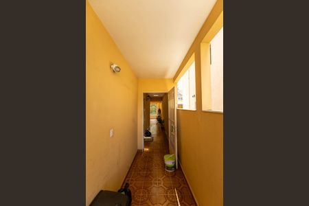 Casa à venda com 396m², 3 quartos e 2 vagasCorredor 