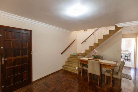 Casa à venda com 396m², 3 quartos e 2 vagasSala 