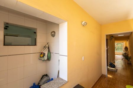 Casa à venda com 396m², 3 quartos e 2 vagasCorredor 