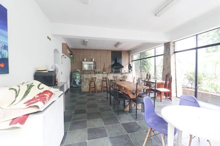 Casa à venda com 450m², 4 quartos e 4 vagasÁrea Gourmet