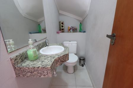 Casa à venda com 197m², 3 quartos e 4 vagasLavabo
