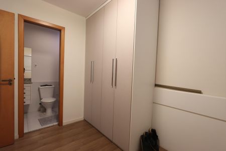 Casa à venda com 197m², 3 quartos e 4 vagasSuíte 3