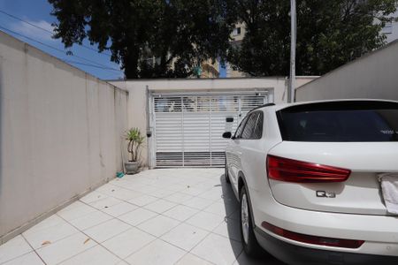 Casa à venda com 197m², 3 quartos e 4 vagasGaragem