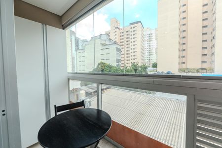 Studio para alugar com 22m², 1 quarto e sem vaga Studio para alugar com 22m², 1 quarto e sem vagaSacada