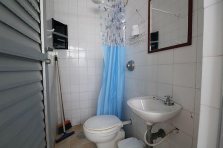 Apartamento para alugar com 103m², 3 quartos e 2 vagasBanheiro de serviço