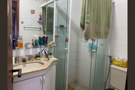 Apartamento à venda com 75m², 3 quartos e 2 vagasBanheiro Social