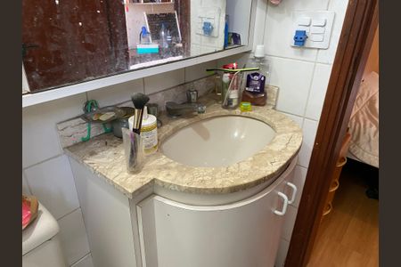 Apartamento à venda com 75m², 3 quartos e 2 vagasBanheiro da Suíte