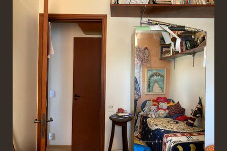 Apartamento à venda com 75m², 3 quartos e 2 vagasQuarto 2