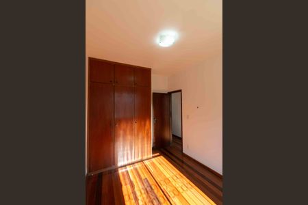 Apartamento à venda com 94m², 3 quartos e 1 vagaQuarto 2