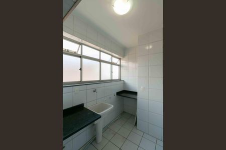 Apartamento à venda com 94m², 3 quartos e 1 vagaÁrea de Serviço