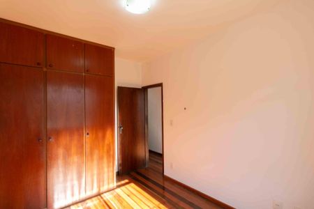 Apartamento à venda com 94m², 3 quartos e 1 vagaQuarto 2