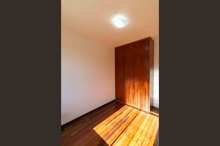 Apartamento à venda com 94m², 3 quartos e 1 vagaQuarto 2