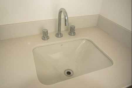 Apartamento à venda com 158m², 3 quartos e 2 vagasBanheiro da Suíte 2