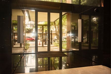 Apartamento à venda com 158m², 3 quartos e 2 vagasEntrada social