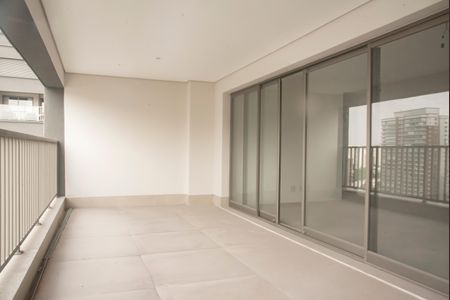 Apartamento à venda com 158m², 3 quartos e 2 vagasVaranda da Sala