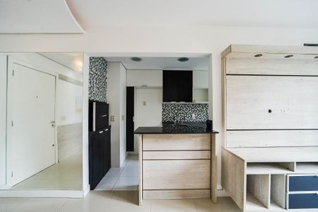 Apartamento para alugar com 72m², 3 quartos e 1 vaga Apartamento para alugar com 72m², 3 quartos e 1 vagaCozinha e Área de Serviço