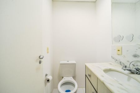 Apartamento para alugar com 72m², 3 quartos e 1 vaga Apartamento para alugar com 72m², 3 quartos e 1 vagaBanheiro da Suíte