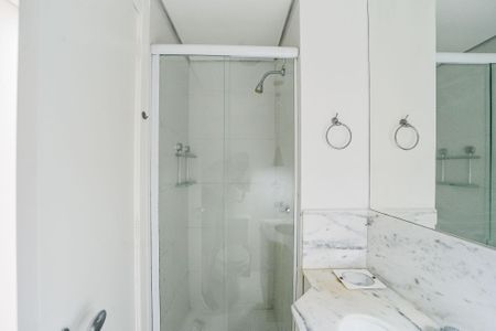 Apartamento para alugar com 72m², 3 quartos e 1 vaga Apartamento para alugar com 72m², 3 quartos e 1 vagaBanheiro Social