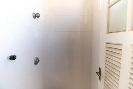 Apartamento à venda com 117m², 2 quartos e 1 vagaBanheiro de serviço