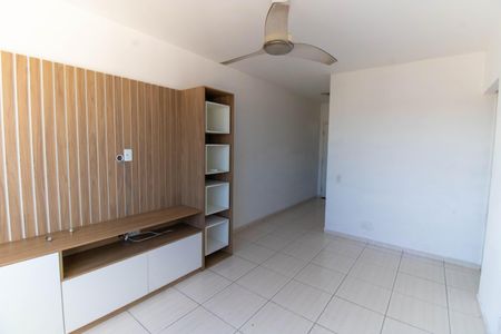 Apartamento à venda com 117m², 2 quartos e 1 vagaSala