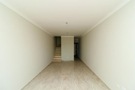 Casa à venda com 150m², 2 quartos e 2 vagasSala