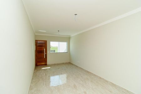 Casa à venda com 150m², 2 quartos e 2 vagasSala