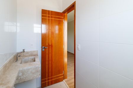 Casa à venda com 150m², 2 quartos e 2 vagasBanheiro da Suíte