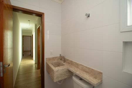 Casa à venda com 120m², 3 quartos e 2 vagasBanheiro 2