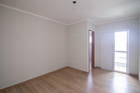 Casa à venda com 120m², 3 quartos e 2 vagasSuite