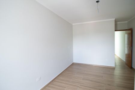 Casa à venda com 120m², 3 quartos e 2 vagasSuite