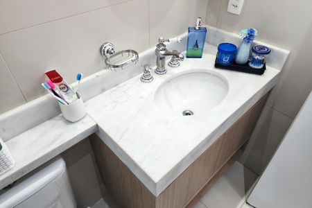 Apartamento à venda com 127m², 3 quartos e 2 vagas Apartamento à venda com 127m², 3 quartos e 2 vagasBanheiro da Suíte 2